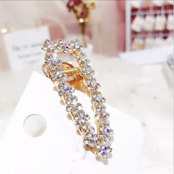 Gold Clips - Picture 3 of 4